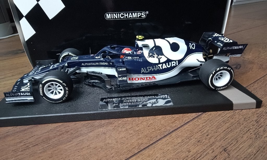 Minichamps Alphatauri AT02 Pierre Gasly 2021 F1 1/18, Ophalen of Verzenden, Zo goed als nieuw, Auto, MiniChamps