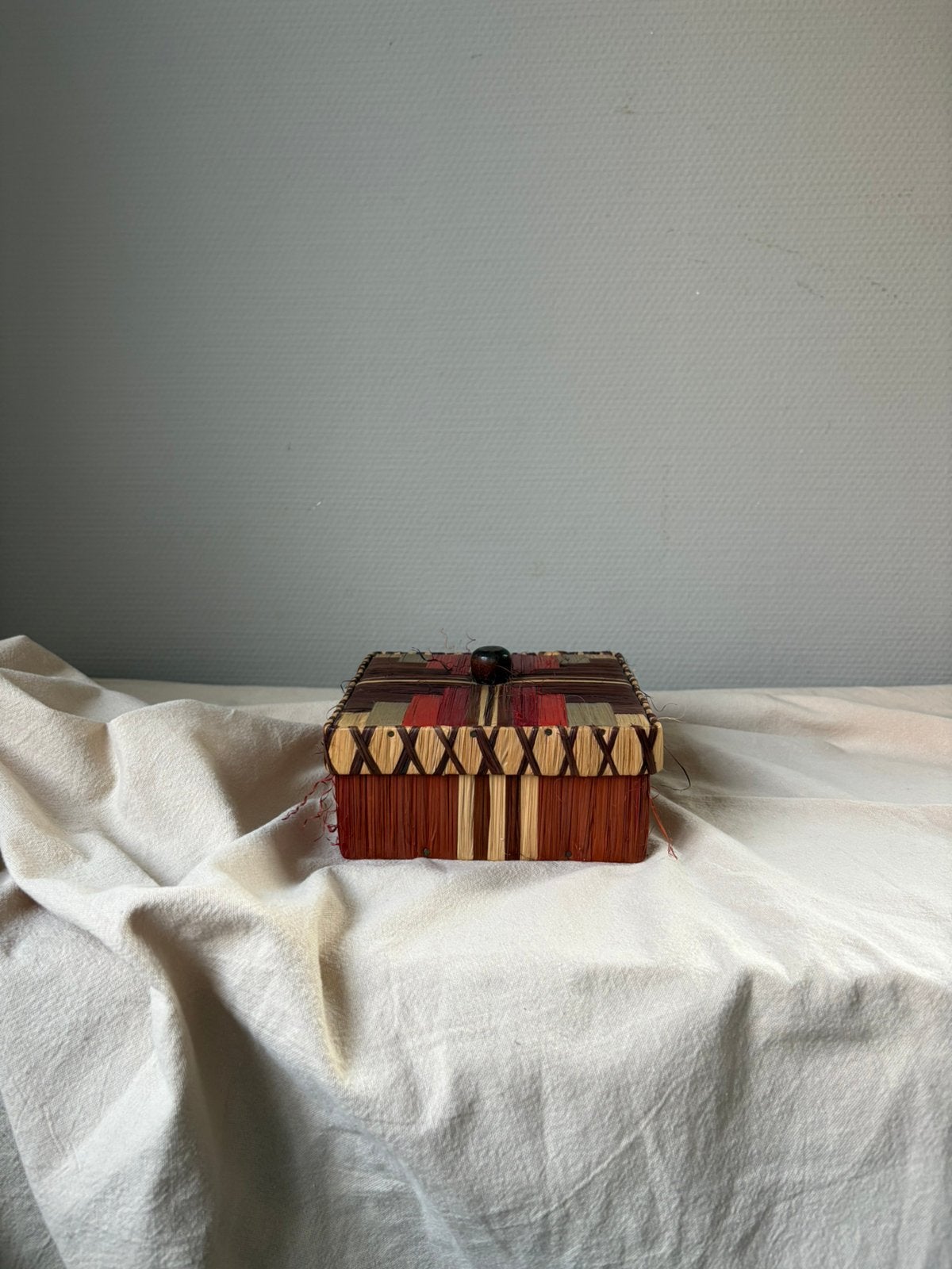Vintage art deco - Amsterdamse school doosje raffia|, Antiek en Kunst, Ophalen of Verzenden