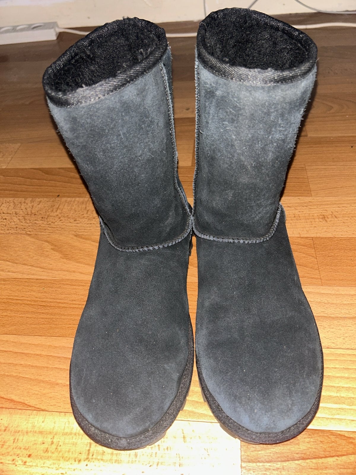 Originele UGG laarzen maat 40 - Nette staat, Ophalen of Verzenden, Gedragen, Zwart, Lage of Enkellaarzen