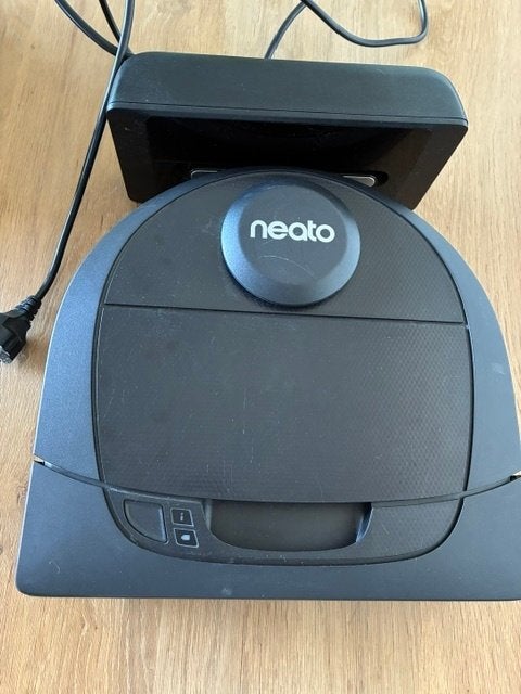 Neato robotstofzuiger, Ophalen, Inclusief accessoires, Zo goed als nieuw, Robotstofzuiger