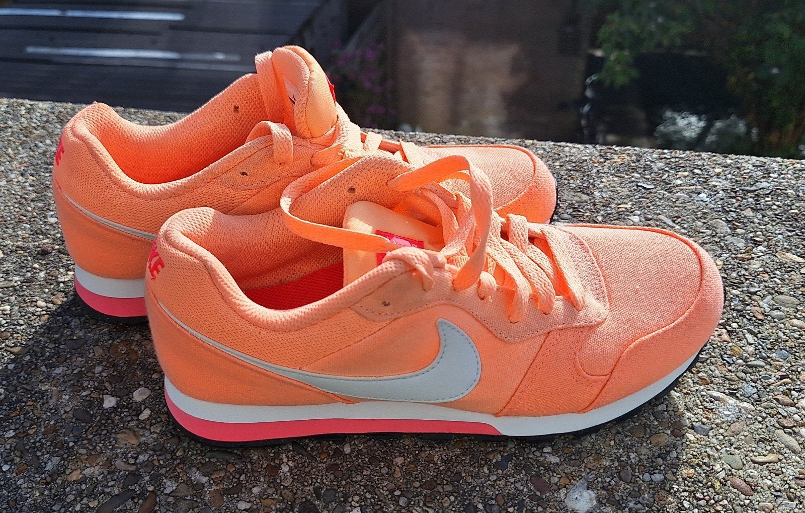 Nike MD Runner 2 sneakers - Dames - Maat 38.5 - Oranje, Kleding | Dames, Nike, Oranje, Ophalen of Verzenden, Sneakers of Gympen