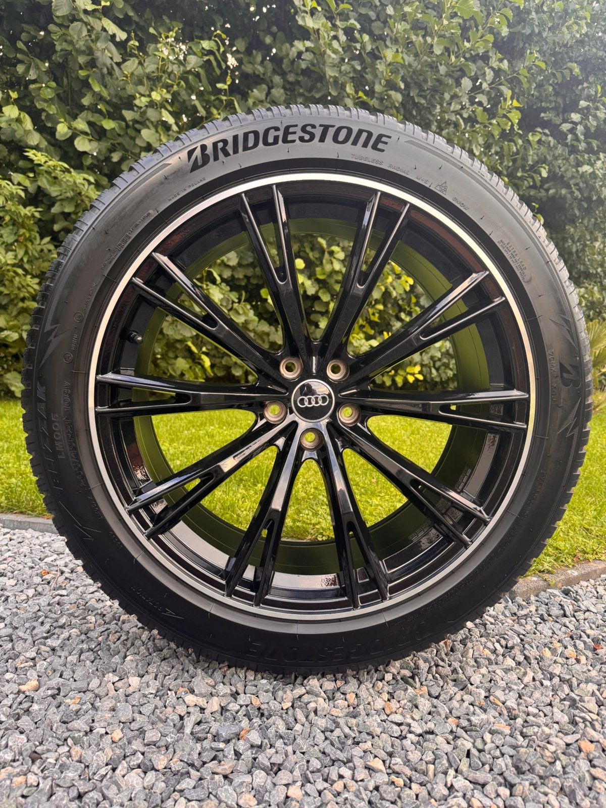 21 inch Audi Etron Winterbanden Bridgestone, Ophalen, 265 mm, Banden en Velgen, 21 inch