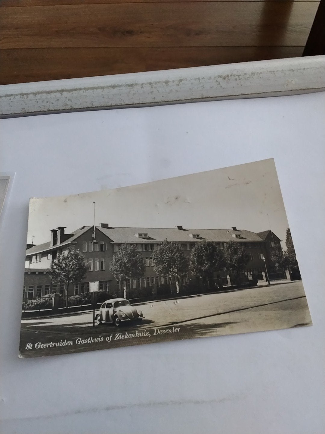 Oude ansichtkaart St. Geertruiden Gasthuis Deventer, Ophalen of Verzenden, 1940 tot 1960, Overijssel