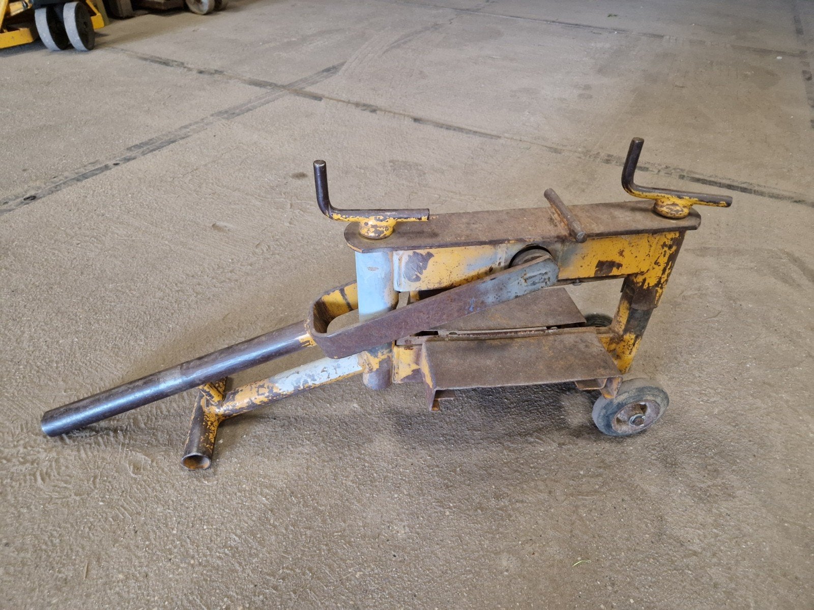 Steenknipper - Handig gereedschap voor bestrating, Ophalen