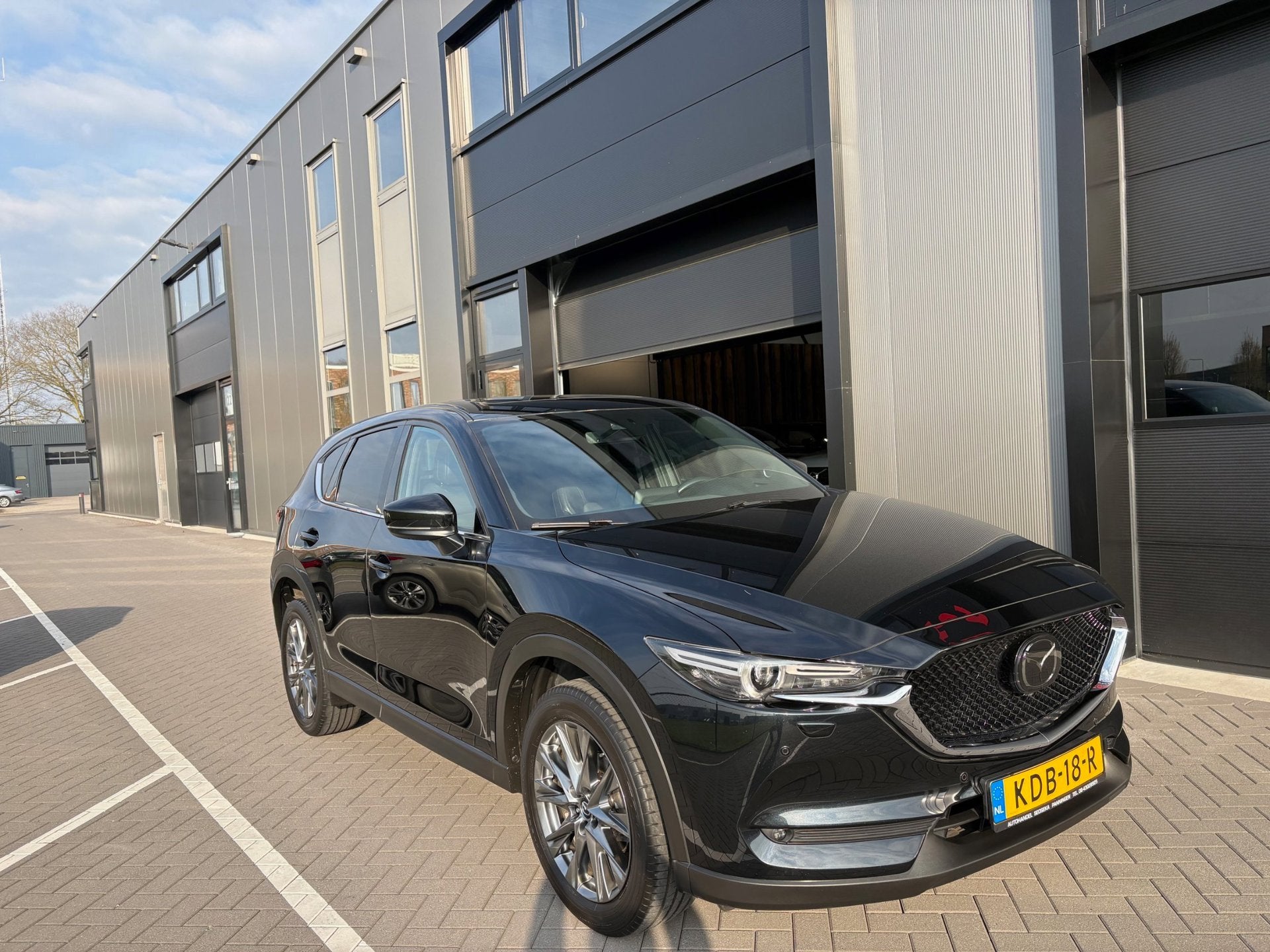 Mazda CX-5 2.5 SkyActiv-G 194 Luxury, Auto's, Dealer onderhouden, Gebruikt, Euro 6, 4 cilinders
