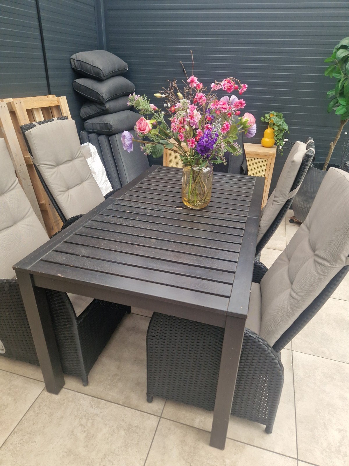 Tuinset met tafel en 4 verstelbare stoelen (Life kussens), Ophalen, 4 zitplaatsen, Gebruikt, Wicker