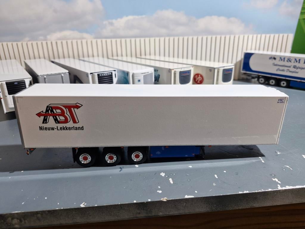 Koeltrailer wsi, Hobby en Vrije tijd, Modelauto's | 1:50, Zo goed als nieuw, Bus of Vrachtwagen, Wsi, Ophalen of Verzenden