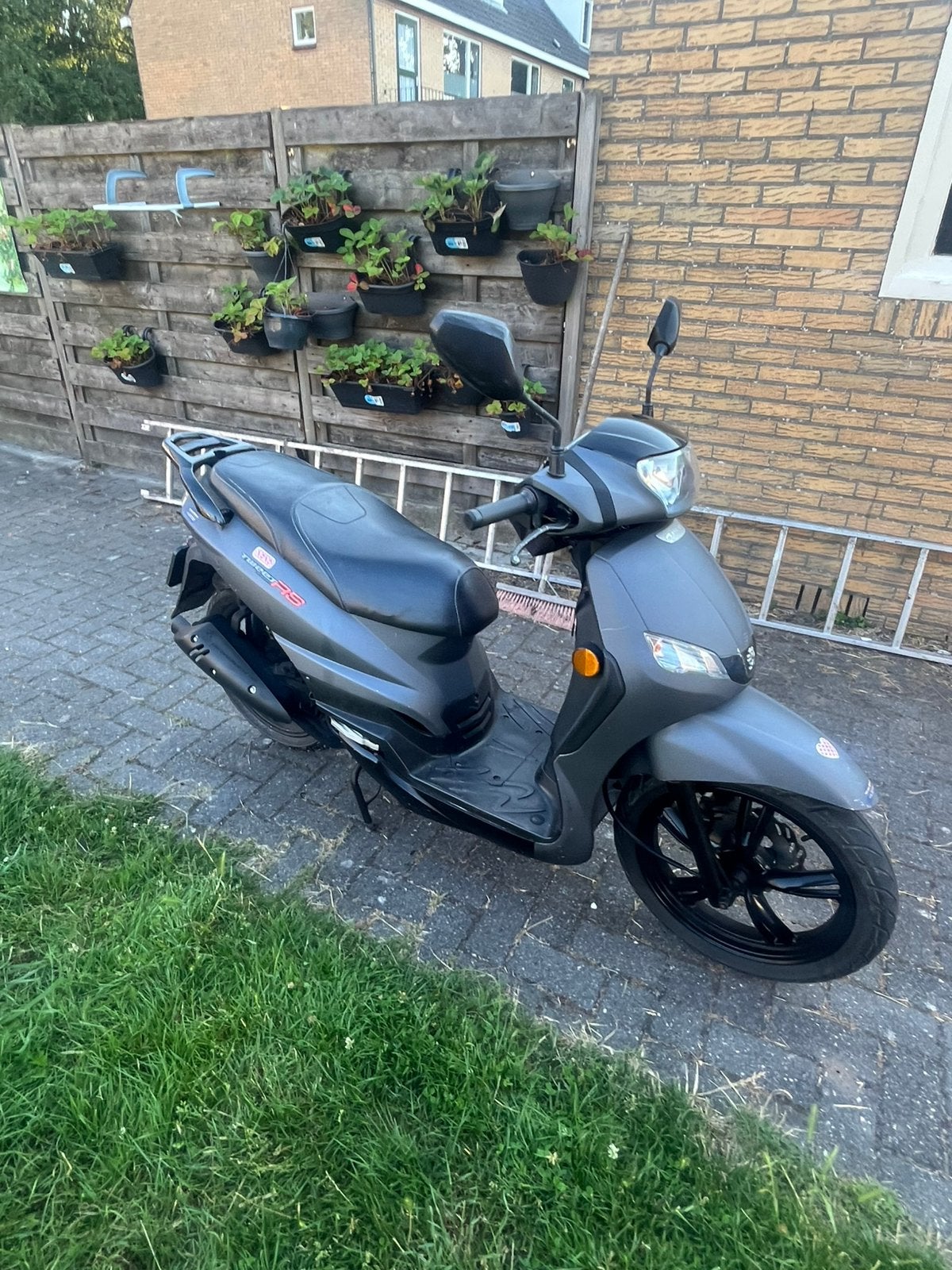 Peugeot tweet geel kenteken, Ophalen, Gebruikt, Overige modellen, Maximaal 45 km/u