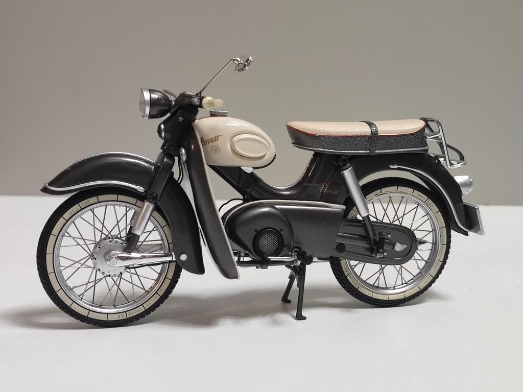 Schuco: Kreidler Florett Super (nieuw in de doos) 1/10, Hobby en Vrije tijd, Modelauto's | 1:5 tot 1:12, Verzenden, Nieuw, 1:9 t/m 1:12