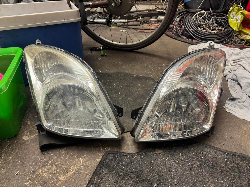 Koplampen suzuki swift, Ophalen of Verzenden, Gebruikt, Suzuki