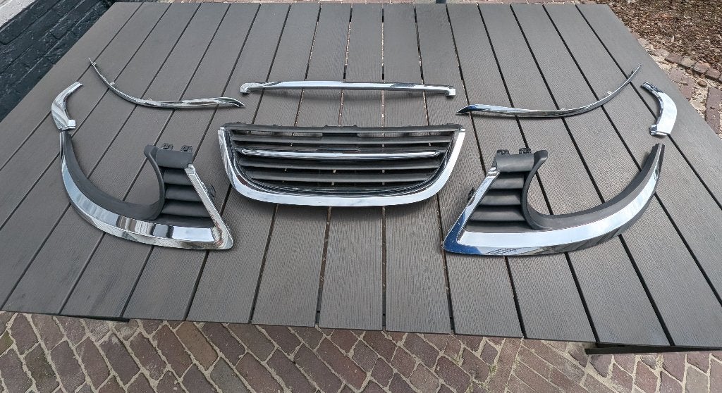 SAAB 9-5 Dame Edna Chrome Sierlijsten - Grille - Lijsten, Auto-onderdelen, Ophalen of Verzenden, Gebruikt, Saab, Bumper