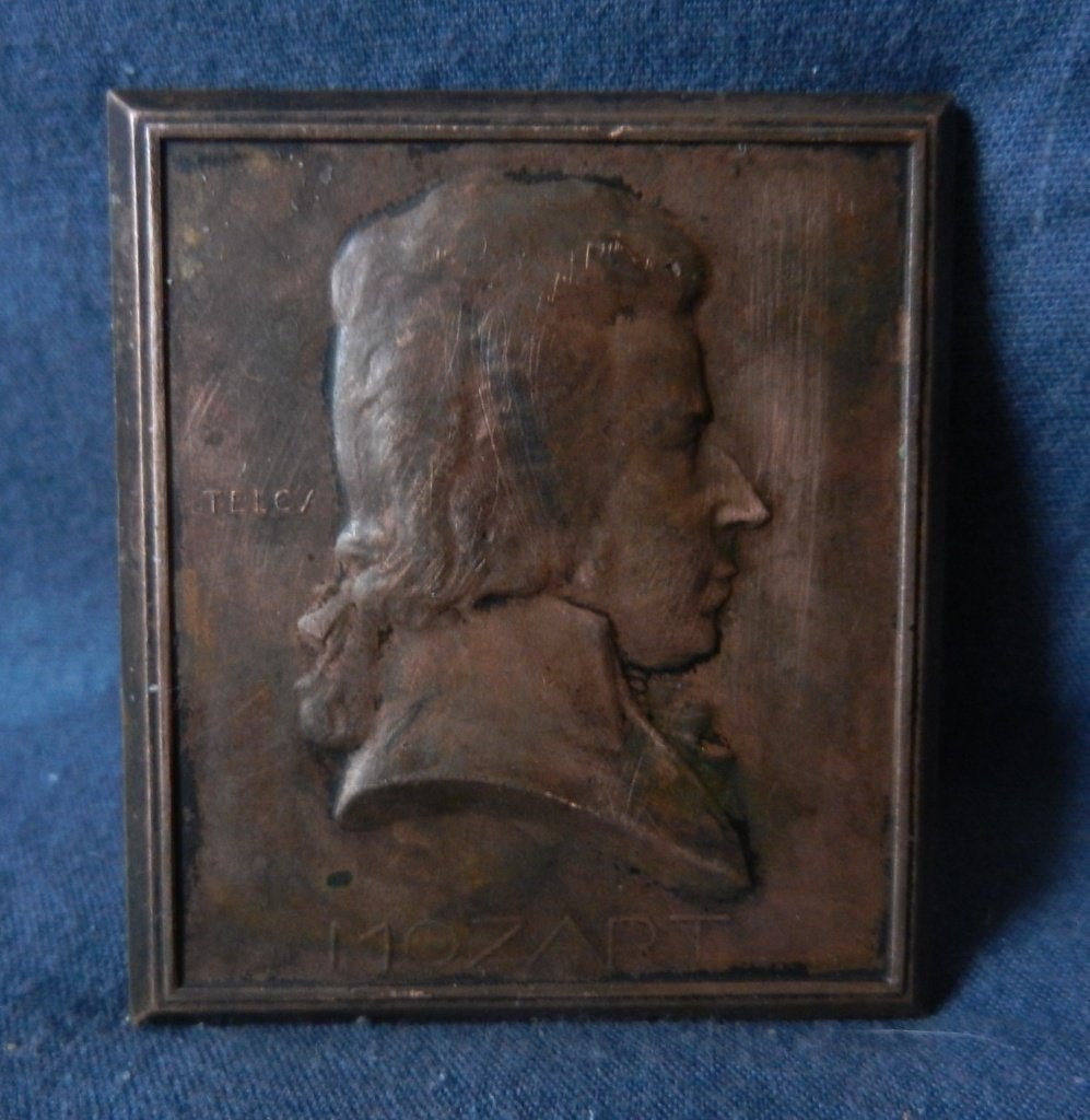 Bronzen relief Portret Mozart door E. Telcs geg. Begeer h. 6, Minder dan 20 cm, Gemerkt, Ophalen of Verzenden, Brons
