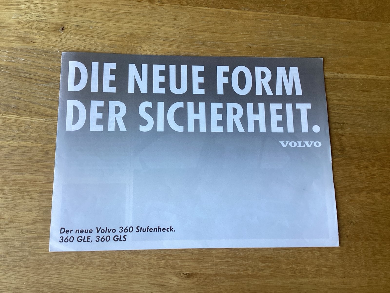 Volvo 360 Stufenheck Brochure - Die Neue Form Der Sicherheit, Ophalen of Verzenden, Gelezen, Volvo