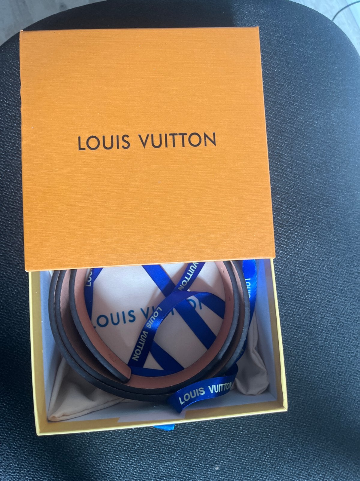 Louis Vuitton Armband - Nieuw in Doos, Ophalen of Verzenden, Nieuw, Zwart, Leer