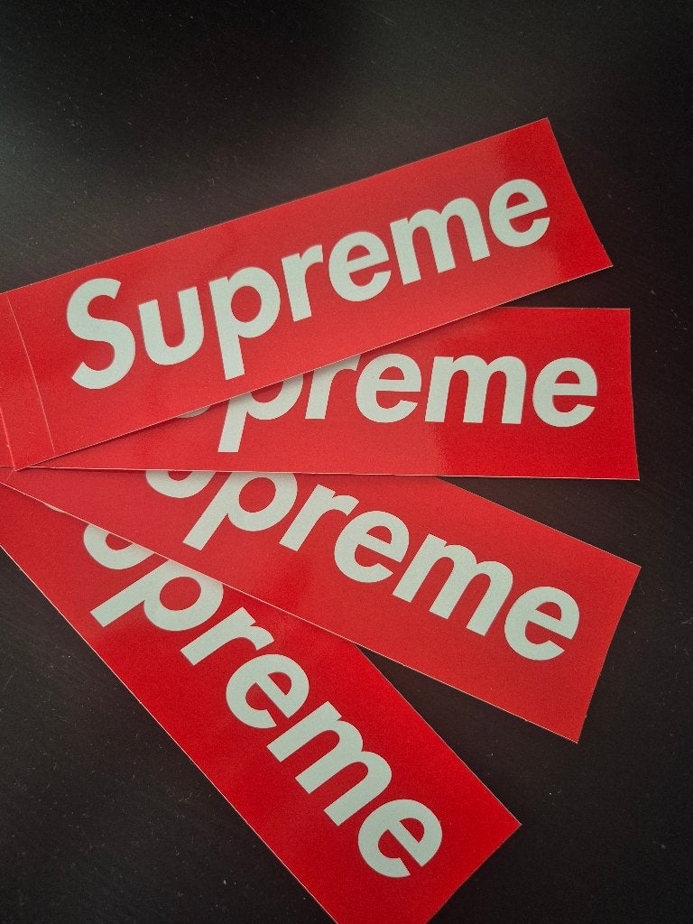 SUPREME stickers set 4 stuks merk origineel sticker rood, Ophalen of Verzenden, Nieuw, Gebruiksvoorwerp