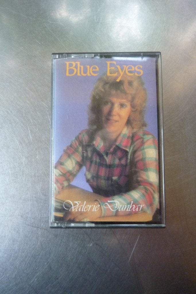 Valerie Dunbar - Blue Eyes, Gebruikt, 1 bandje, Ophalen of Verzenden, Origineel