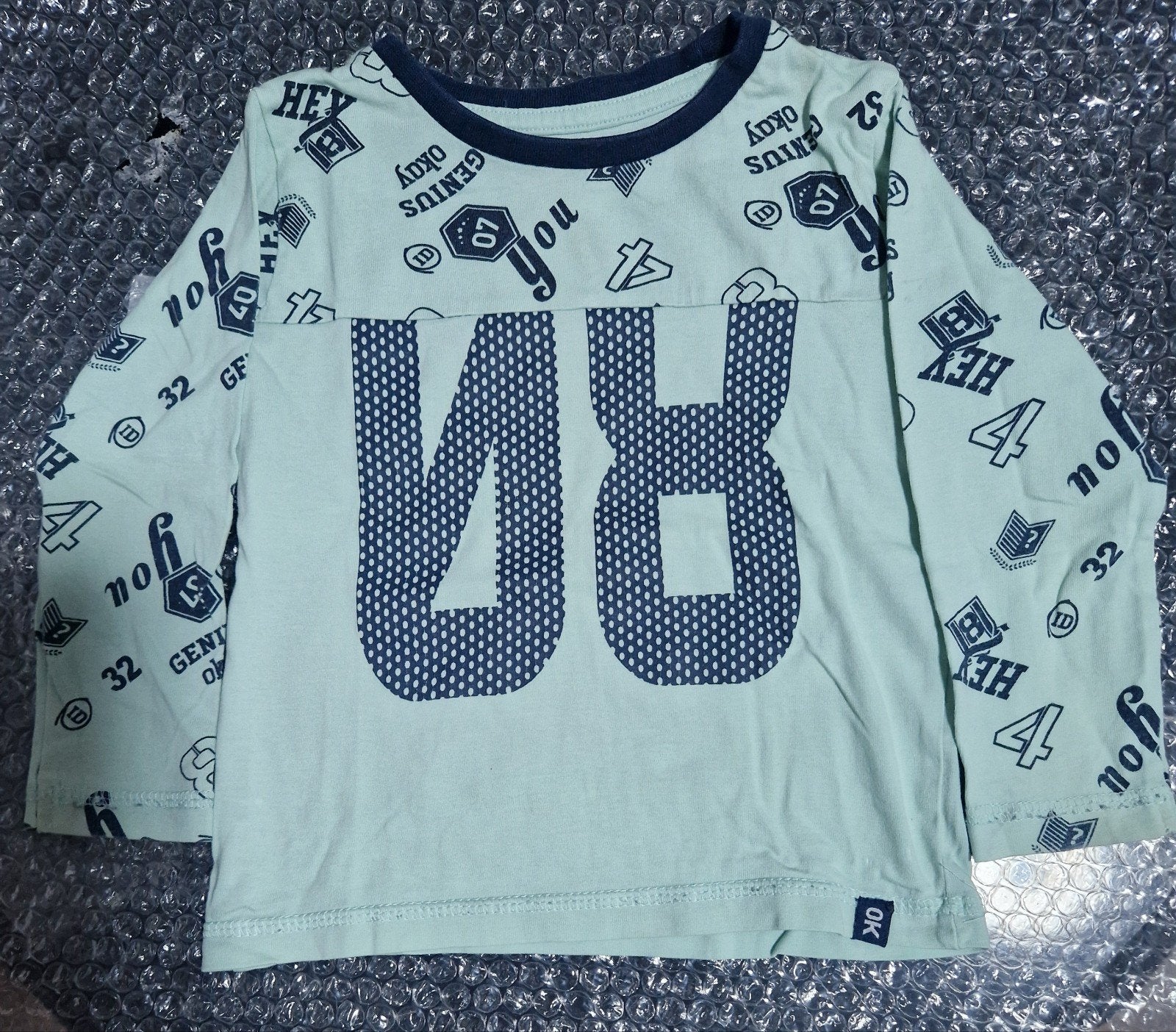 Leuk lichtgroen shirtje met print, maat 86, Kinderen en Baby's, Babykleding | Maat 86, Gebruikt, Ophalen of Verzenden, Jongetje