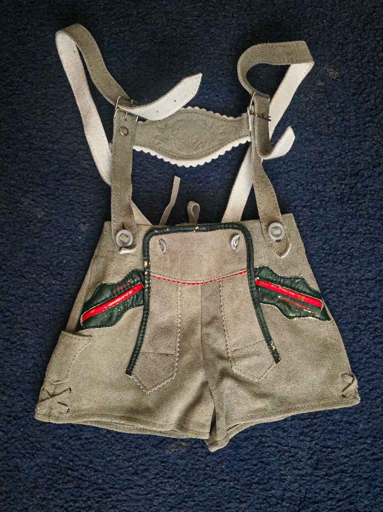 Tiroler broekje voor poppen-/of berenmaker, Hobby en Vrije tijd, Knutselen, Ophalen of Verzenden, Leer, Geschikt voor stof, Knutselwerk