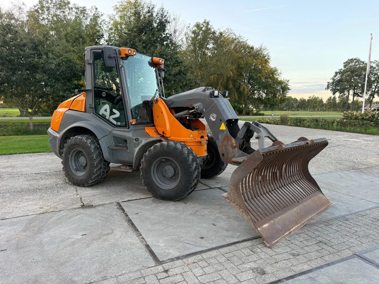 Ahlmann AZ 95 Shovel AZ 95 ahlmann Loader Volvo Komatsu Zwen, Wiellader of Shovel