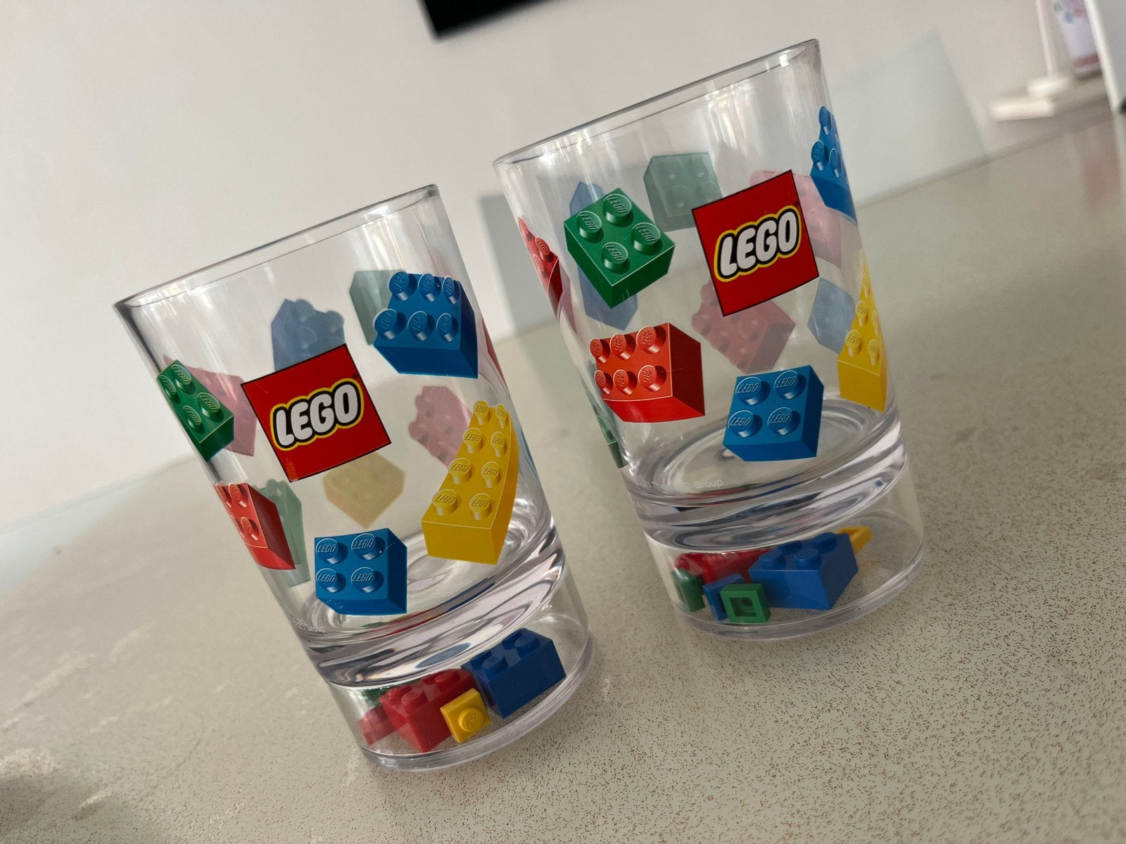 Lego dinkbekers (glazen) van plasic met bewegende Legostenen, Ophalen of Verzenden, Zo goed als nieuw