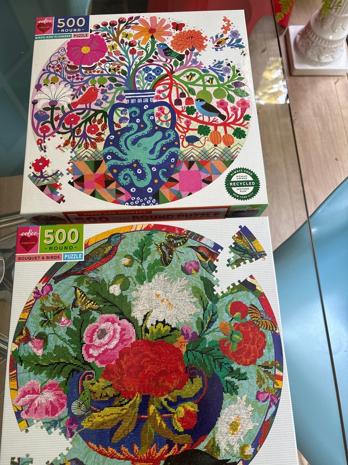 2x eeboo ronde puzzels 500 stukjes - Vogels en Bloemen, Hobby en Vrije tijd, Denksport en Puzzels, Ophalen of Verzenden, 500 t/m 1500 stukjes