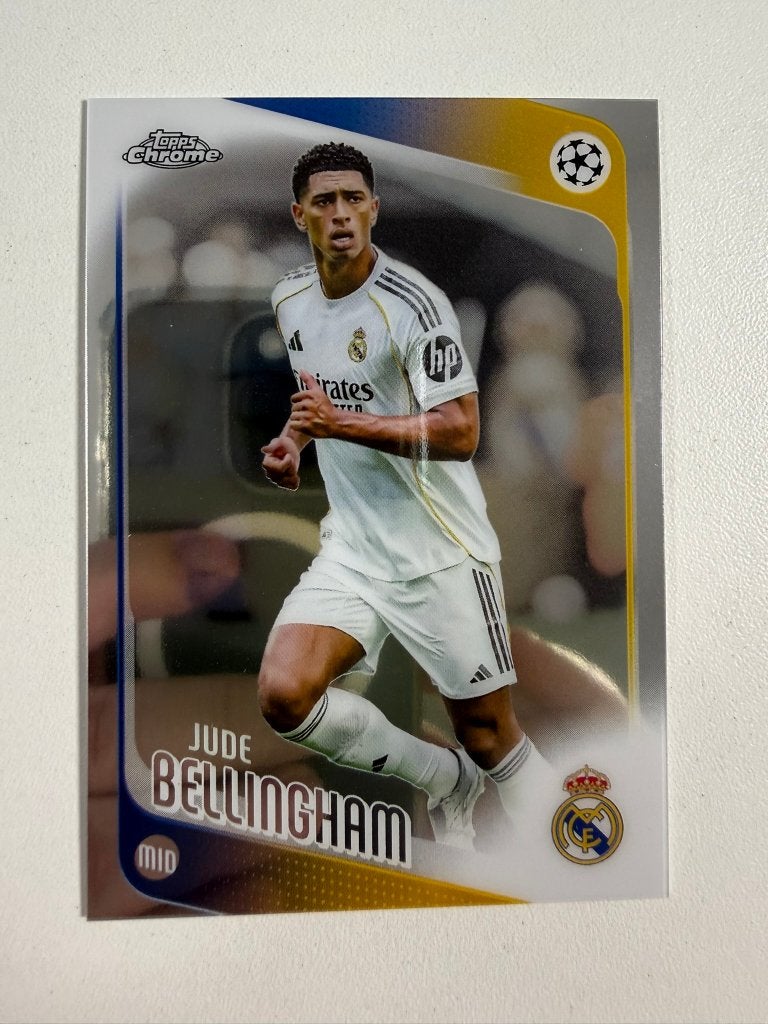 64 Jude Bellingham Topps Chrome 2025-26, Ophalen of Verzenden, Nieuw, Buitenlandse clubs, Poster, Plaatje of Sticker