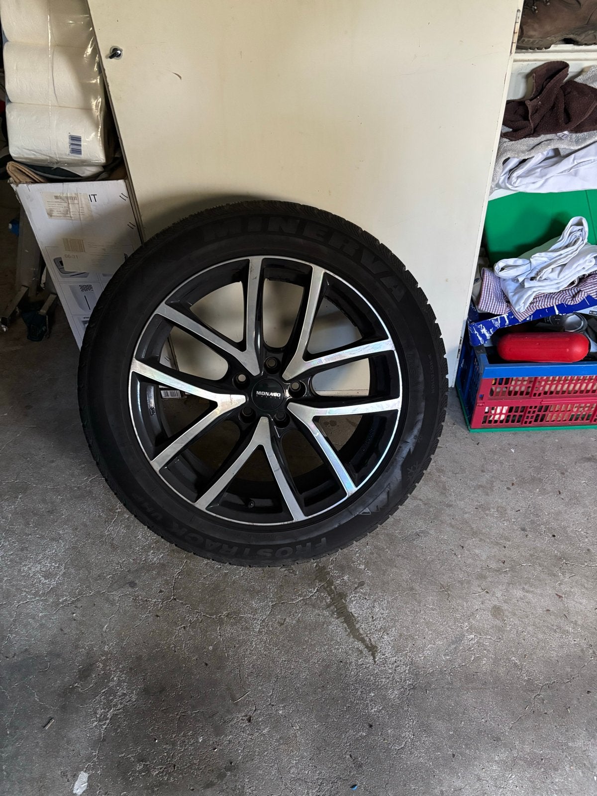 Monaco velgen met Minerva Frost Trac winterbanden 225/55/r19, Auto-onderdelen, Ophalen, Gebruikt, Banden en Velgen, 17 inch