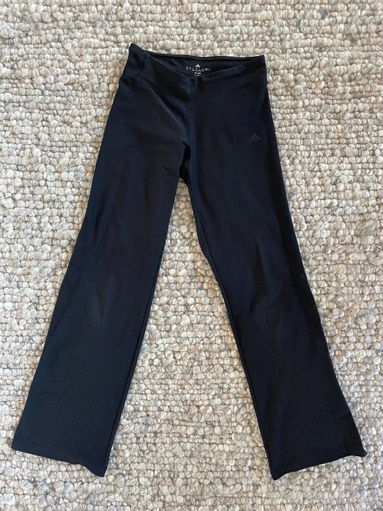 kastopruiming YOGA broek van het merk ADIDAS maat XS, Adidas, Zwart, Overige typen, Ophalen of Verzenden