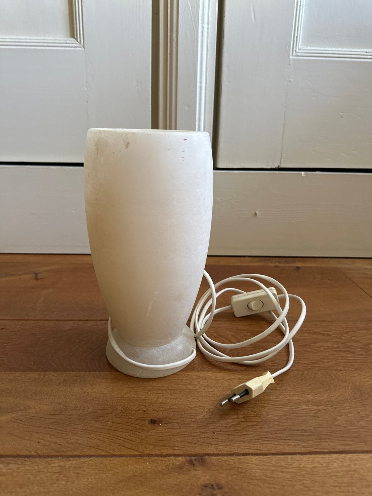 Marmeren tafellamp - 24 cm hoog, Met schakelaar, Gebruikt, Wit, Ophalen of Verzenden