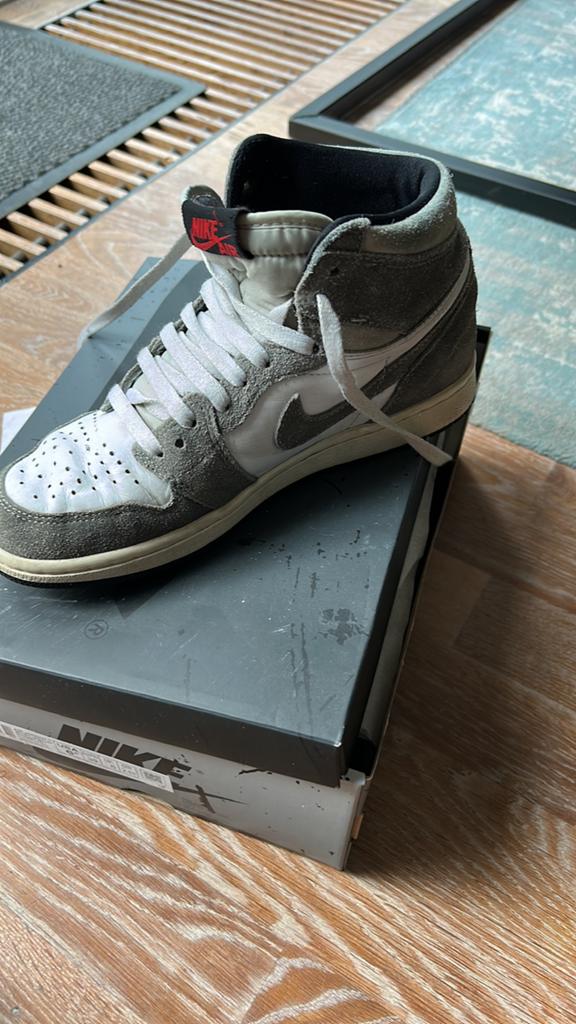Nike Air Jordan 1 maat 39, Kinderen en Baby's, Kinderkleding | Schoenen en Sokken, Gebruikt, Jongen of Meisje, Schoenen, Ophalen of Verzenden