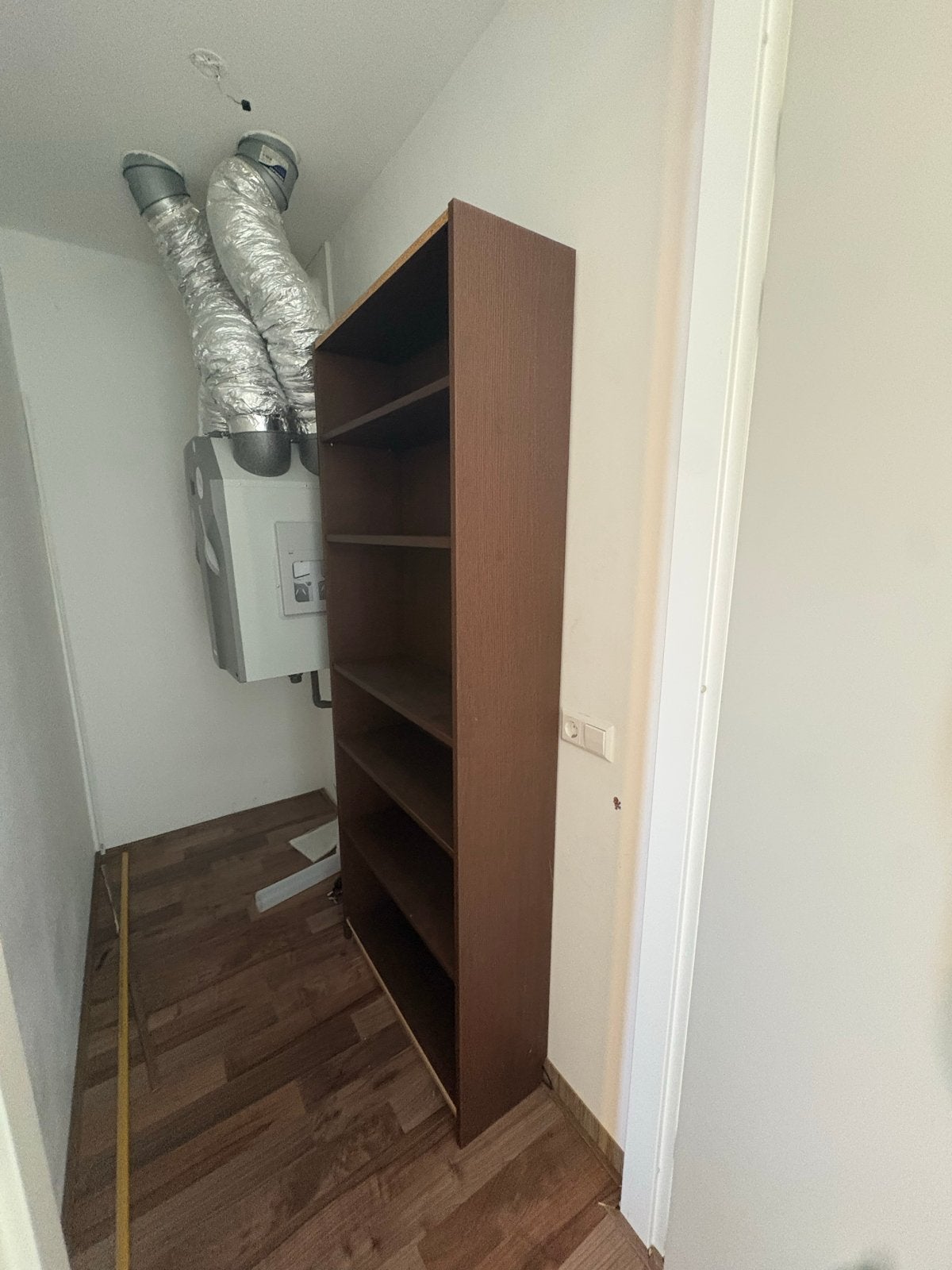 Boekenkast Bruin Hout Ikea, Met plank(en), Minder dan 50 cm, Gebruikt, Ophalen of Verzenden