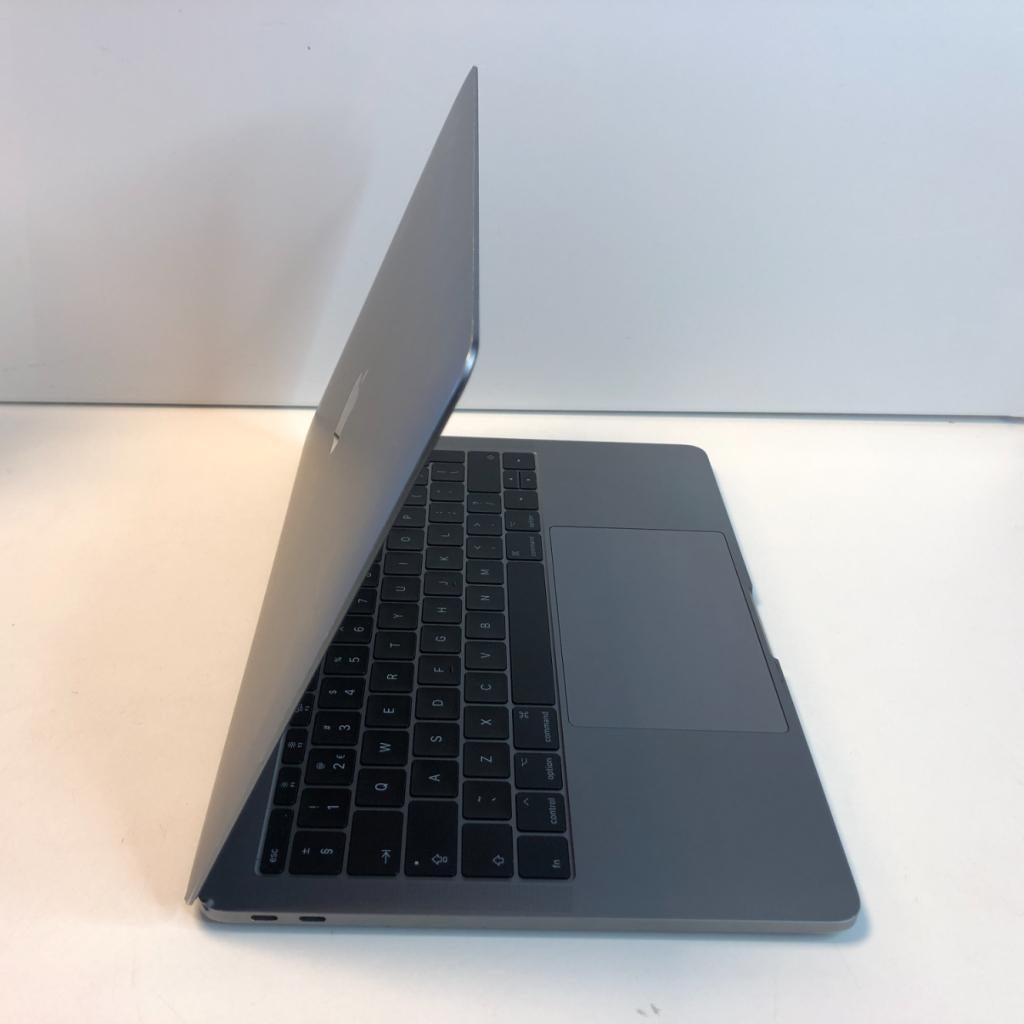Apple Macbook Pro 13 2017 | i5 | 256GB | 8GB | Gebruikt, Apple, Gebruikt, Support@apple.com, One Apple Park Way
Cupertino, CA 95014
United States