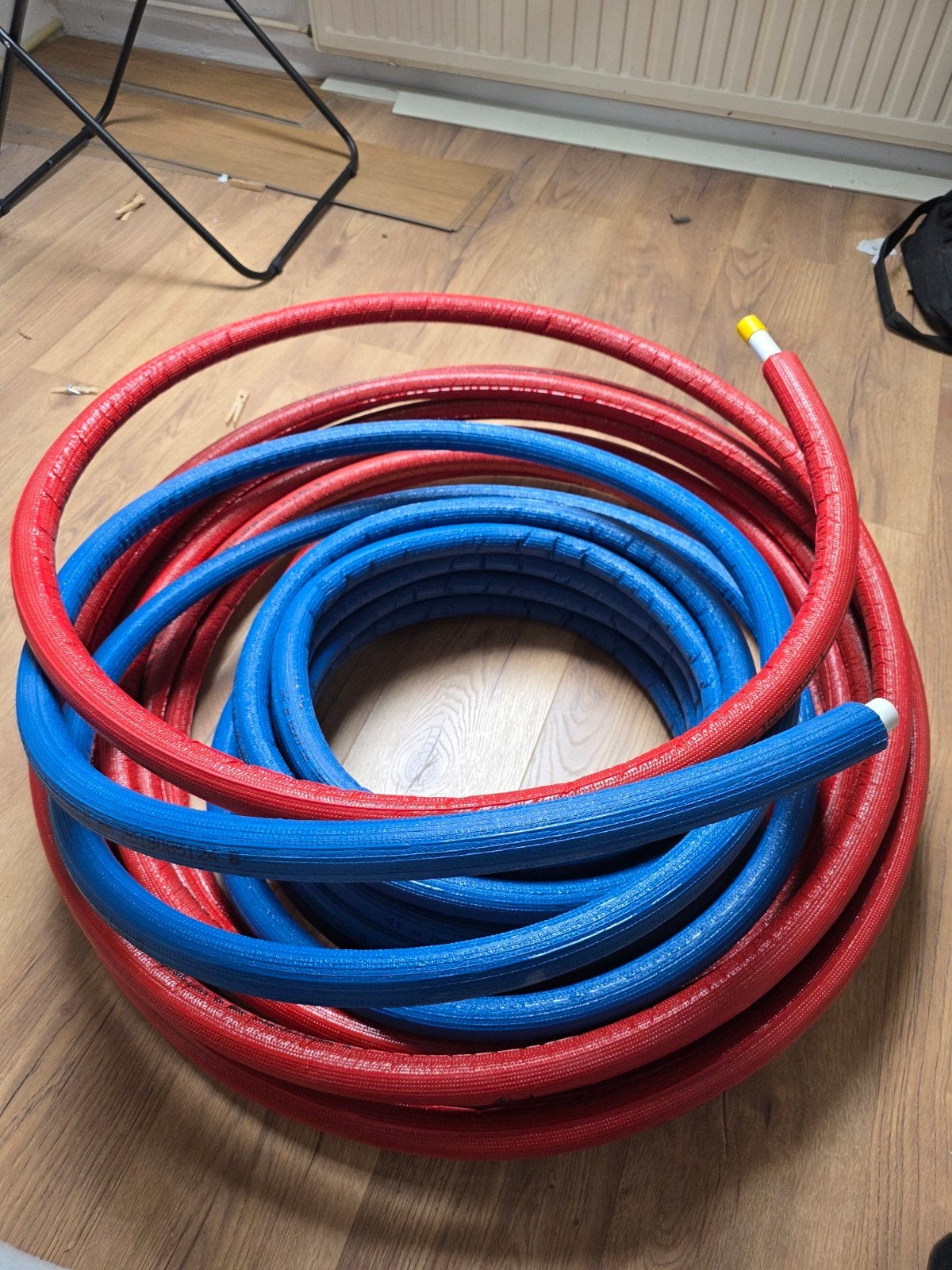 Meerlagenbuis 20x2mm geïsoleerd rood/blauw 2x18m, Doe-het-zelf en Verbouw, Ophalen, Overige materialen, 6 meter of meer, Overige typen
