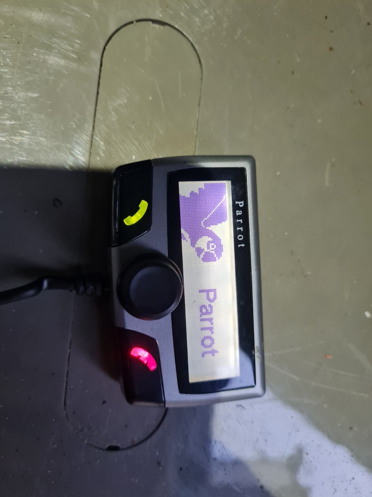 Parrot CK3100 LCD Bluetooth Carkit - Handsfree Bellen, Telecommunicatie, Universeel, Ophalen of Verzenden, Inbouw, Complete carkit