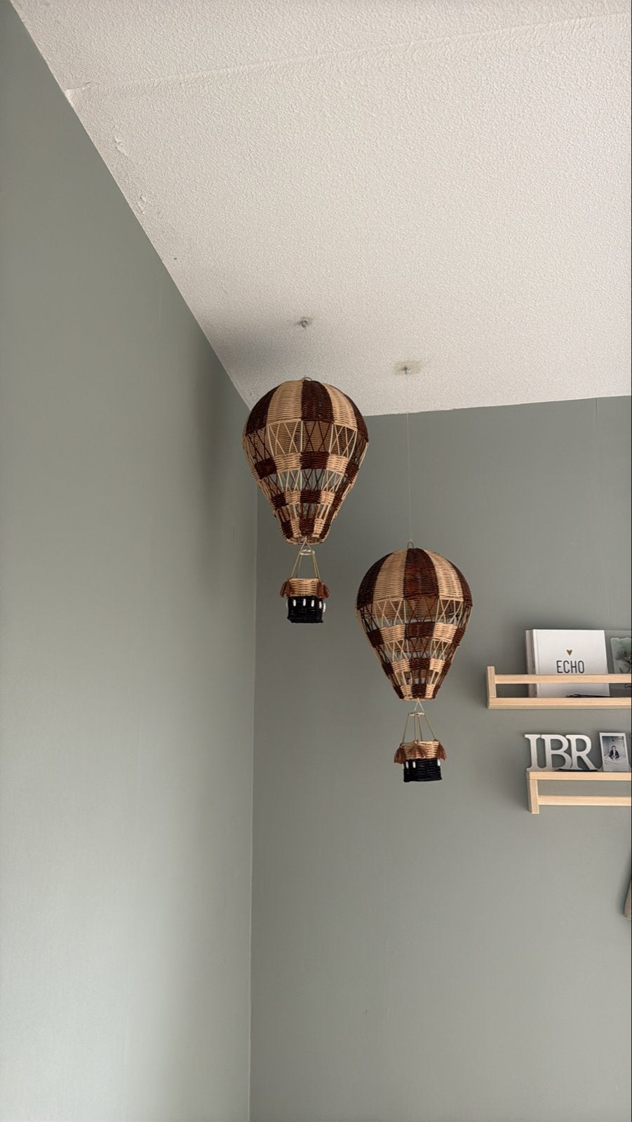 Set van 2 Handgeweven Rotan Kleine Luchtballon Kinderkamer, Kinderen en Baby's, Ophalen, Overige merken, Bruin, Zo goed als nieuw