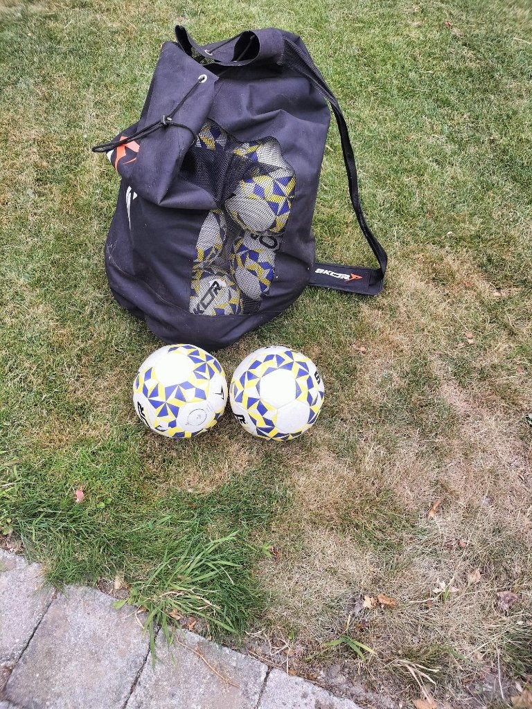 Tas met ballen, Maat XS of kleiner, Ophalen, Zo goed als nieuw, Bal