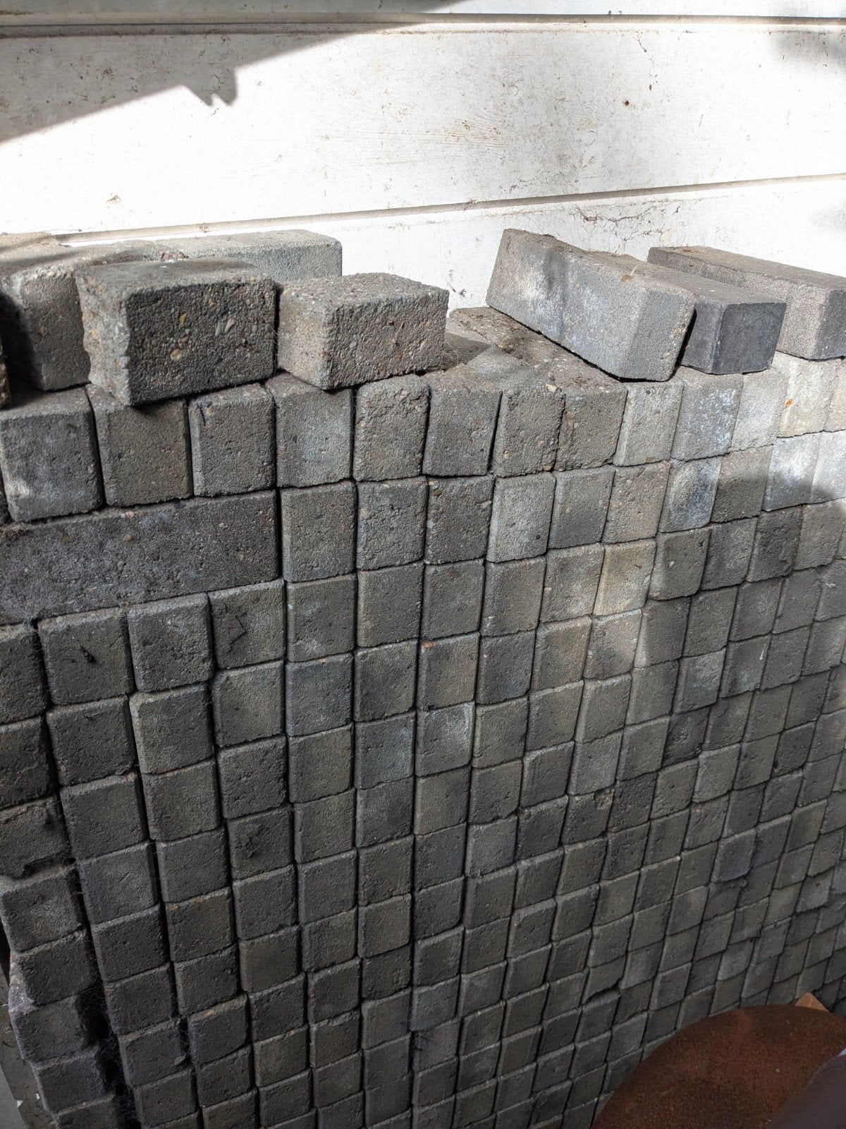 Gebruikte betonnen klinkers voor tuin of oprit, Ophalen, Gebruikt, Klinkers, 10 m² of meer