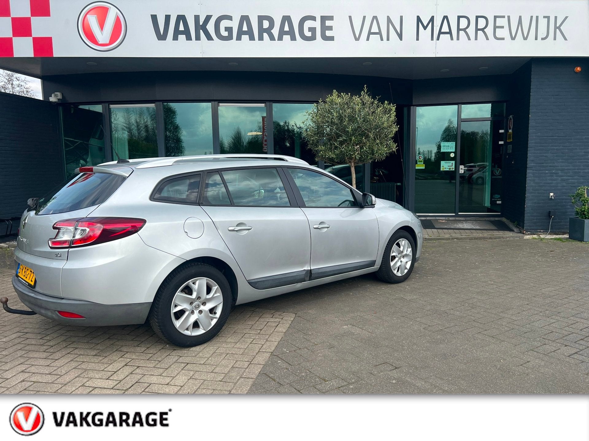 Renault Mégane Estate 1.5 dCi Expression, Auto's, Renault, Voorwielaandrijving, Euro 5, Gebruikt, 4 cilinders