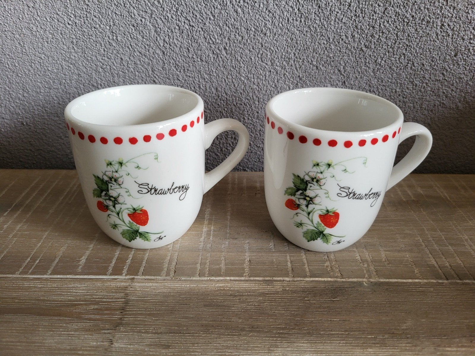Jet ter Steege strawberry senseo kopjes, Ophalen of Verzenden, Zo goed als nieuw, Overige stijlen, Kop(pen) en/of Schotel(s)