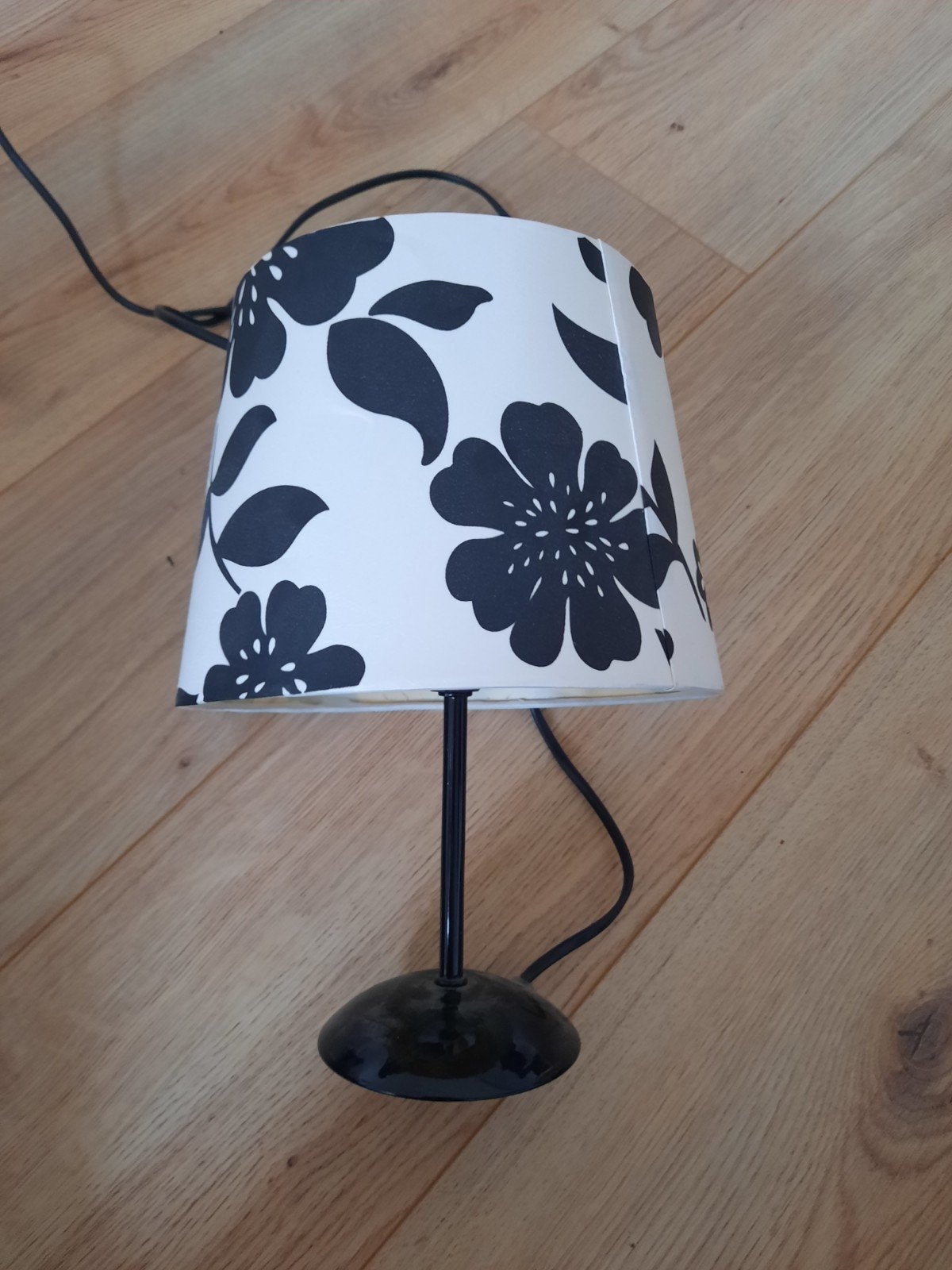 Klein tafellampje of nachtlampje. In zeer goede staat, Huis en Inrichting, Lampen | Tafellampen, Ophalen of Verzenden, Zo goed als nieuw