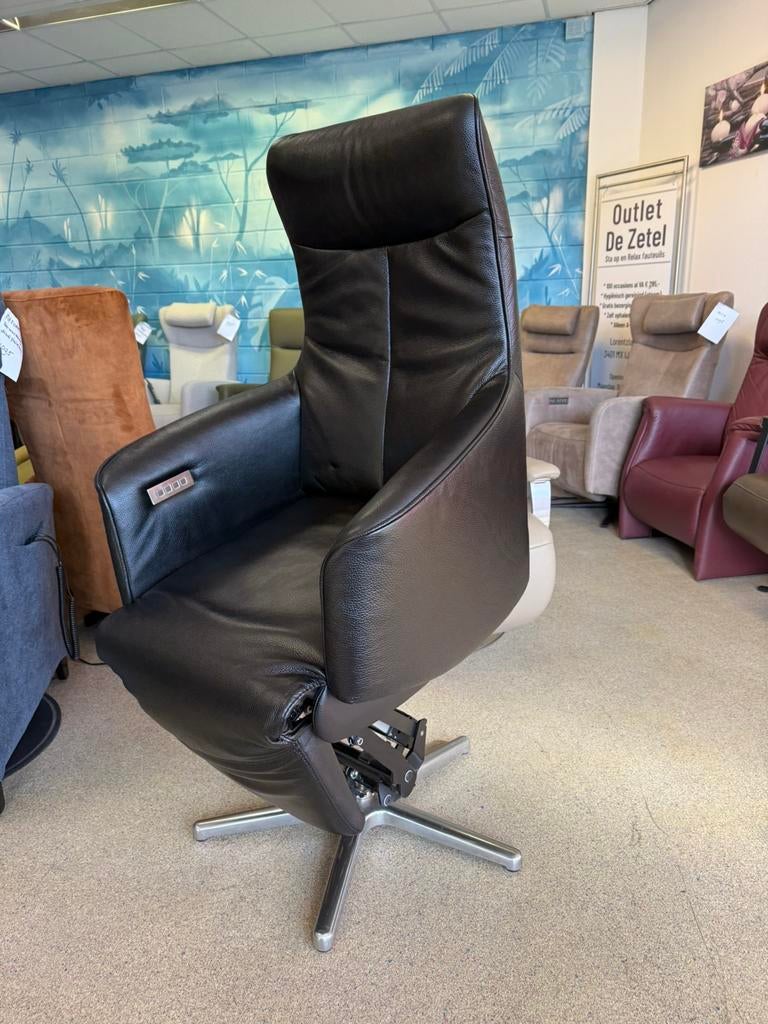 Twice moderne sta op stoel relax fauteuil gratis bezorging, Ophalen of Verzenden, Zo goed als nieuw, Leer, Ruim 100 fauteuils in alle maten en kleuren