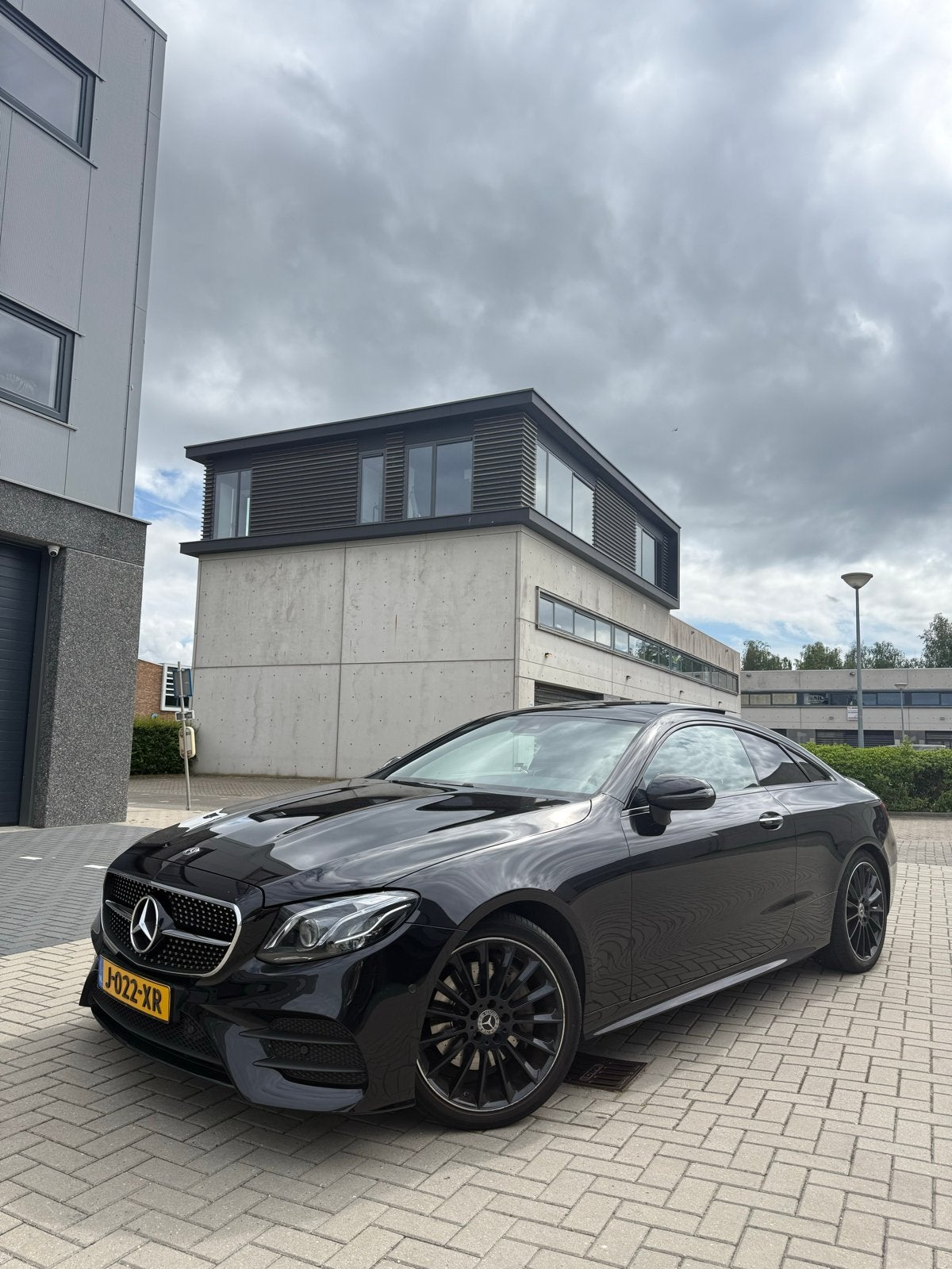 Mercedes-Benz E-Klasse E200 | AMG Line | Night Pack |  2018, Auto's, Mercedes-Benz, Automaat, 1800 kg, 4 cilinders, 4 stoelen