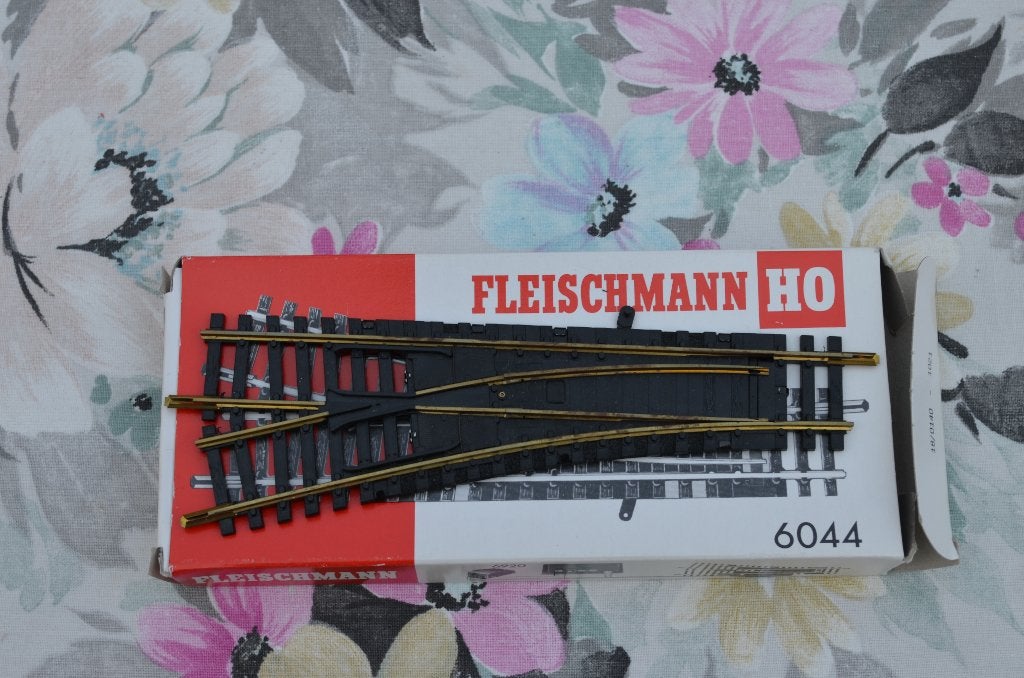 Fleischmann 6044 wissel links, Hobby en Vrije tijd, Gelijkstroom, Fleischmann, Rails, Ophalen of Verzenden