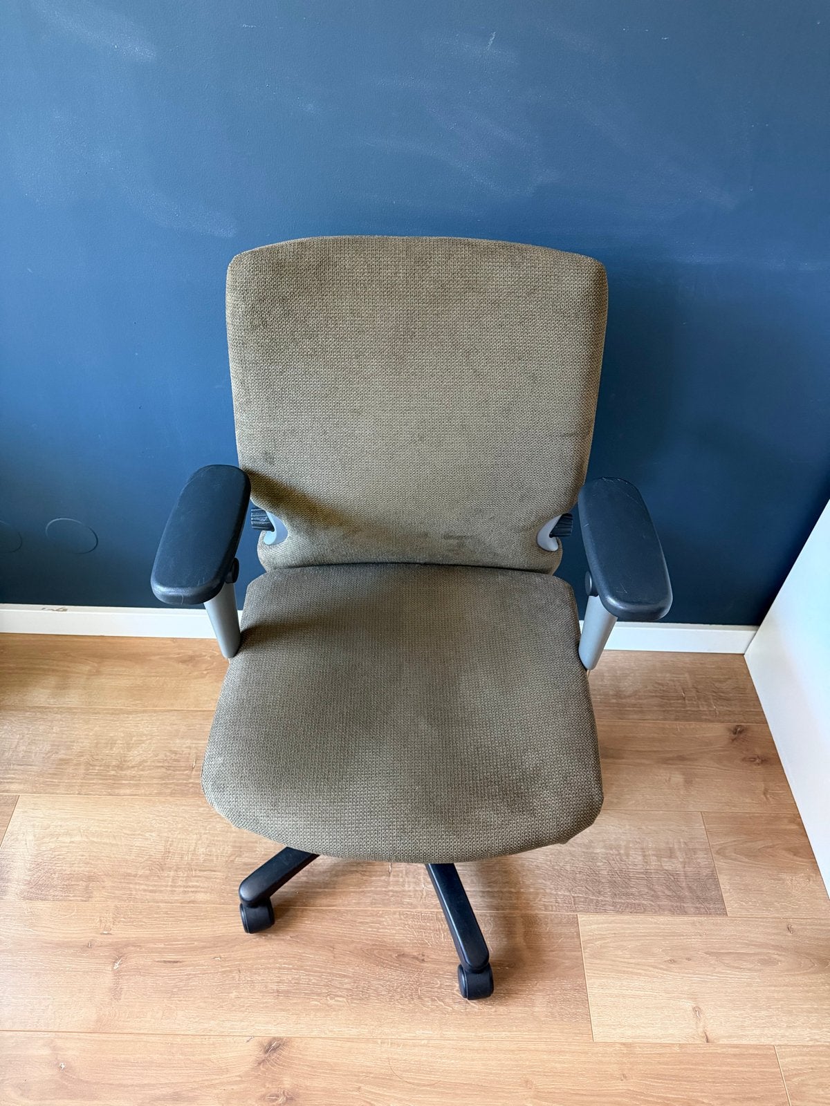 Haworth comforto 77 ergonomische bureaustoel, Ophalen, Gebruikt, Bruin, Bureaustoel