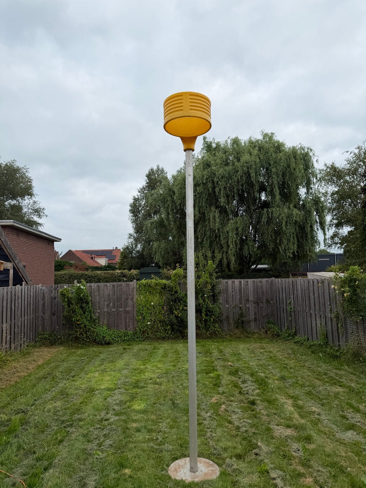 Korfbalpaal met korf 3,5 meter, Ophalen, Gebruikt