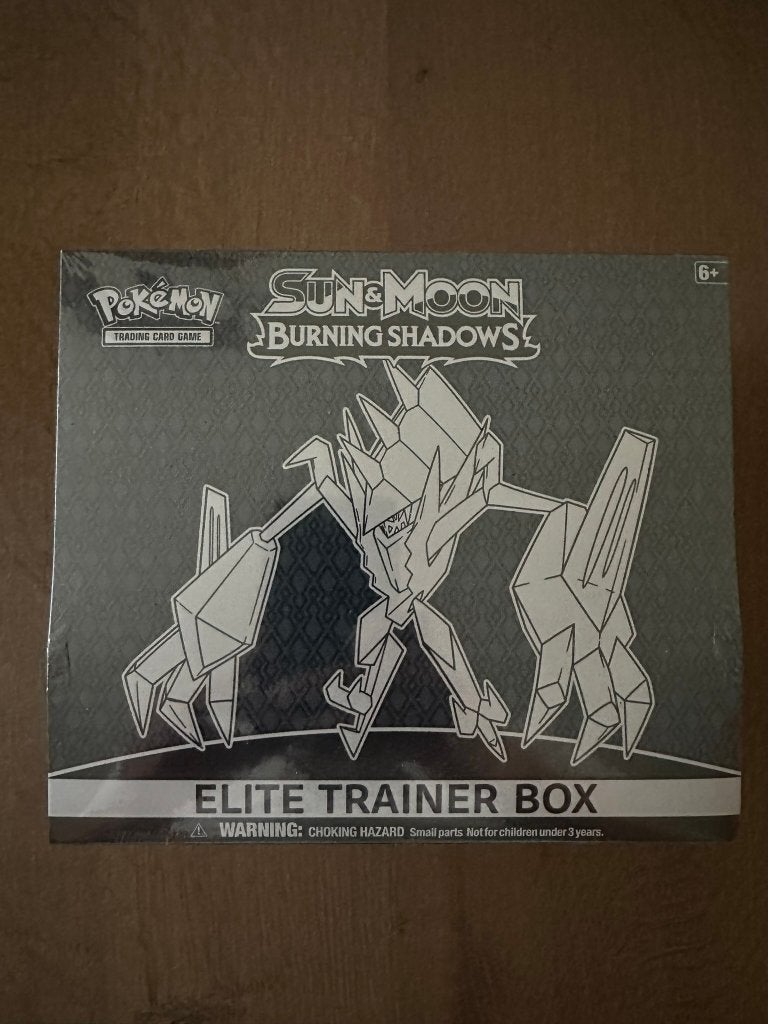 Etb Burning Shadows, Ophalen of Verzenden, Nieuw, Boosterbox