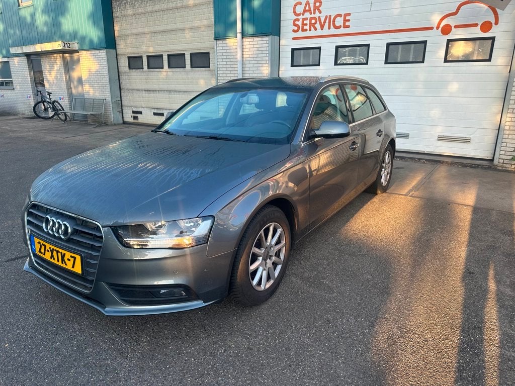 Audi A4 Avant 1.8 TFSI Pro Line Business met vele opties, Auto's, Gebruikt, 4 cilinders, 1505 kg, A4