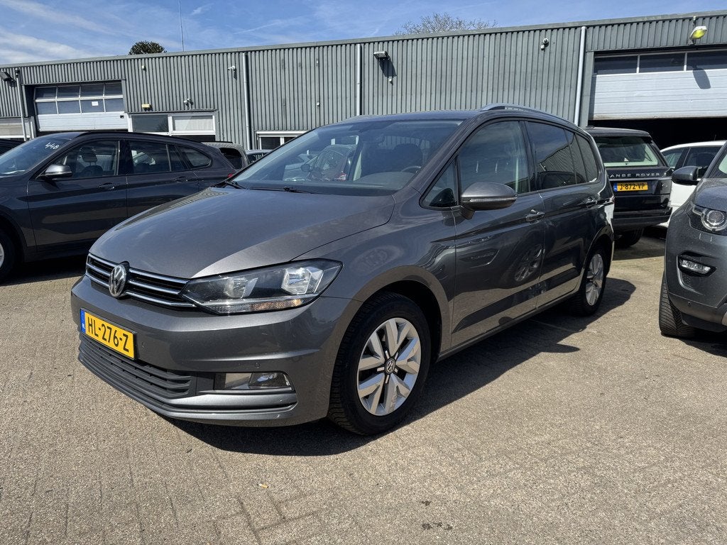 Volkswagen Touran 1.6 TDI SCR Comfortline 7p Automaat, Stof, Gebruikt, Euro 6, 7 stoelen
