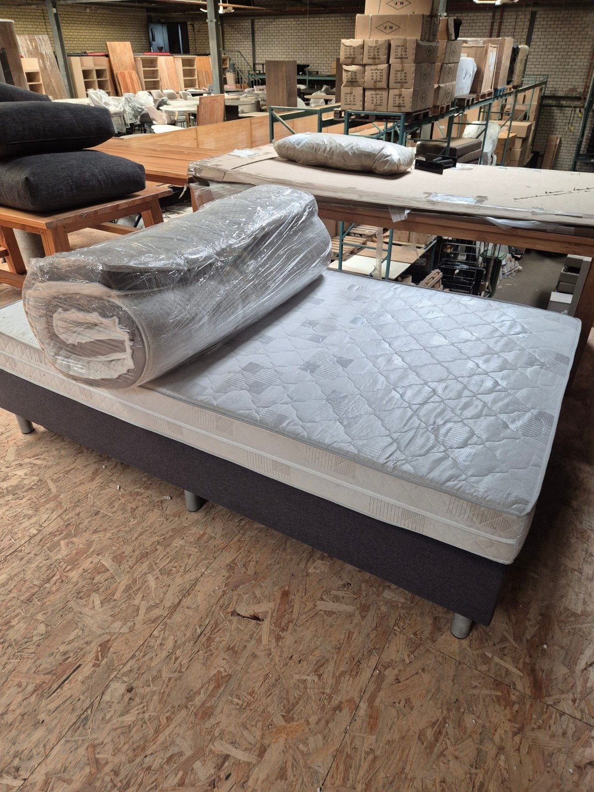 Bed met matras en dikke topper 120 x 200, Ophalen, Twijfelaar, 120 cm