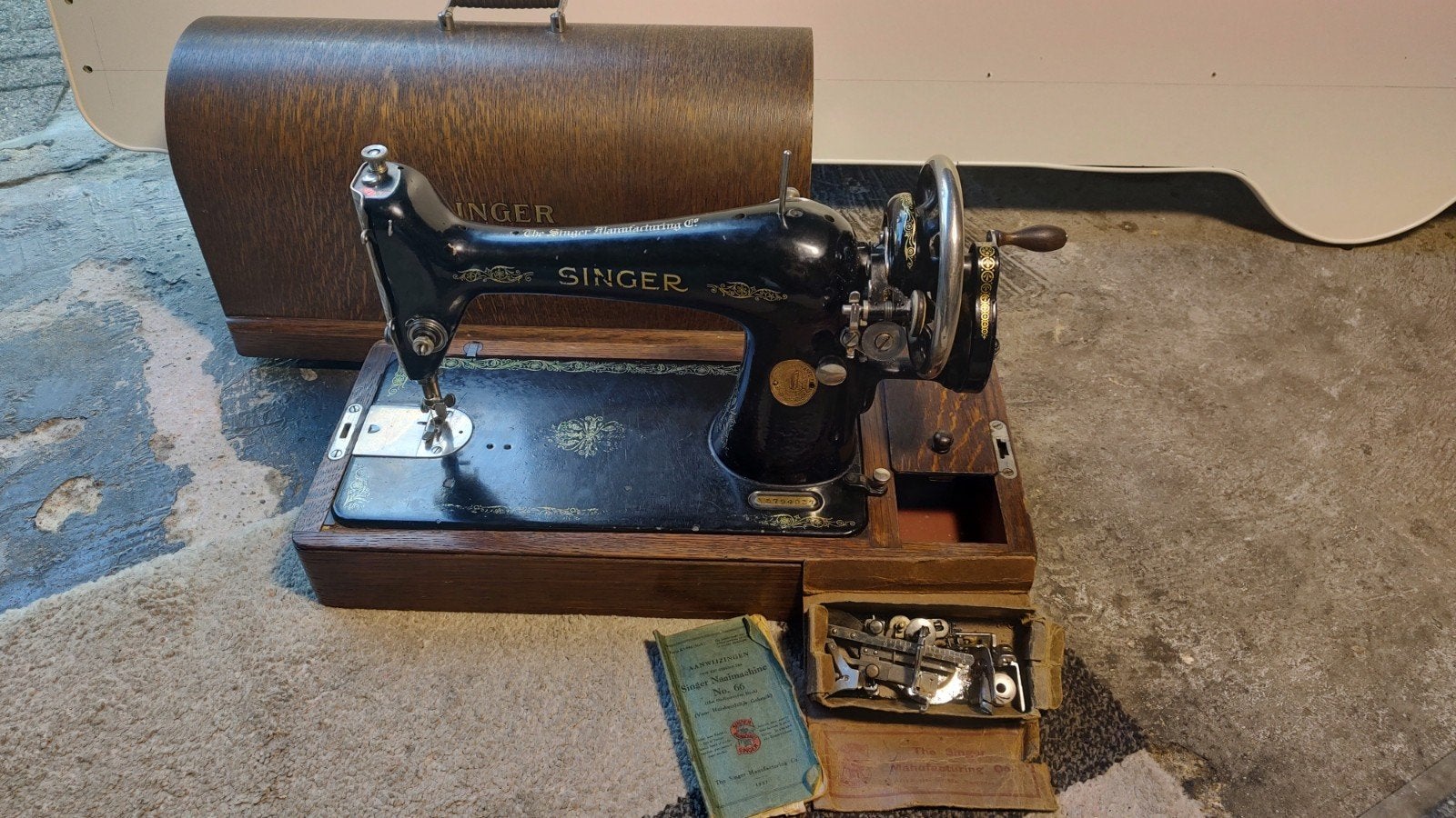 te koop aangeboden Singer Naaimachine van 1927, Antiek en Kunst, Antiek | Naaimachines, Ophalen